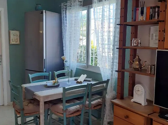 Сasa de vacaciones Casa 115 *